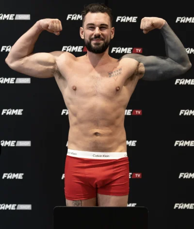 okoboji - fajny cameltoe

#famemma