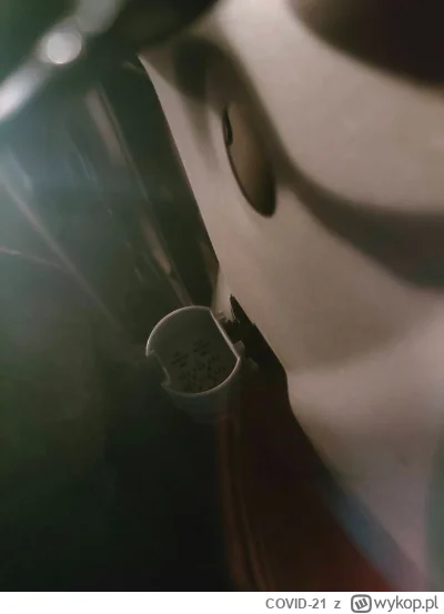 COVID-21 - #samochody #motoryzacja #opel 
Jak sie nazywa to złącze, w bagazniku, powi...