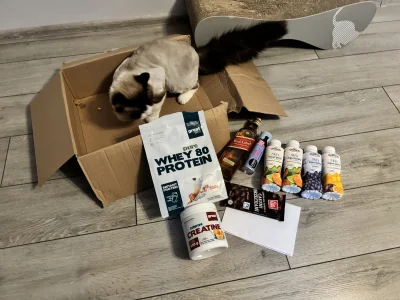 gymw8nhnzd - Mikołaju… napisałem ze chodzę na siłownię i rozumiem że stąd skyry (niby...