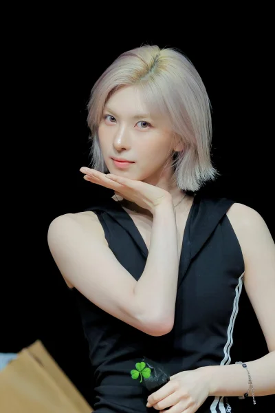 XKHYCCB2dX - #koreanka #bae #nmixx