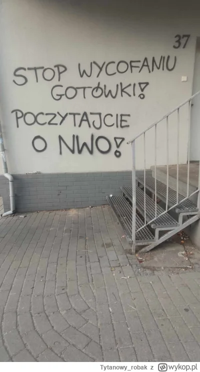 Tytanowyrobak - @PrawilnyCzykierek we Wrocławiu centrum też tym obazgrane