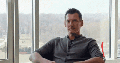 kinson - Sytuacja jest zmienia się tak często, że nie wiem które memy wrzucać.
To nie...