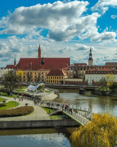 mroz3 - #dziendobry Chłodno, pochmurno.

WIATR............ południowo-zachodni (SW) z...