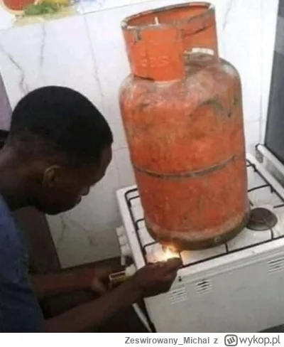 Zeswirowany_Michal - Pierwszy somalijski kosmonauta, na chwilę przed lotem w kosmos #...