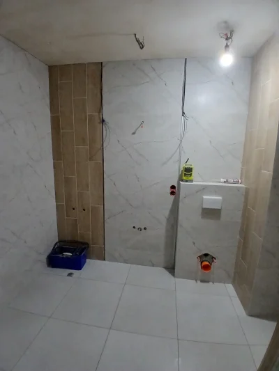 Smarek37 - #remontujzwykopem #łazienka
Widać powoli światełko w tunelu.