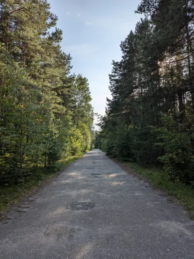 Jurajski_Wedrowiec - Trochę klimat post-apo, nikogo nie było, cisza.