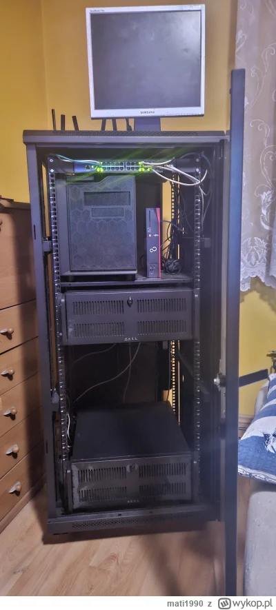 mati1990 - Szafa posprzątana! ( ͡º ͜ʖ͡º)
#selfhosted #homelab #linux