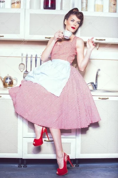 Wojciech_Skupien - Czy życie kobiet naprawdę było takie złe? Dzieci odprowadziły do s...