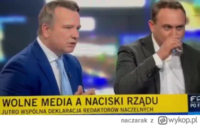 naczarak - @naczarak: 

Redaktor Paweł Kapusta  uprzedza dziennikarzy ,,żebyśmy się n...