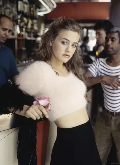 palm - Alicia Silverstone zawiedziona po tym jak Lech Wałęsa powiedzial, że nie ma dl...