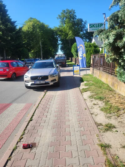 magic_johnson - #samochody
Czy ktoś mi wytlumaczy, czemu na drodze w środku wsi, gdzi...