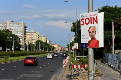 Nato7 - "Na kilku ulicach miasta pojawiły się nielegalne plakaty Agnieszki Soin, wroc...