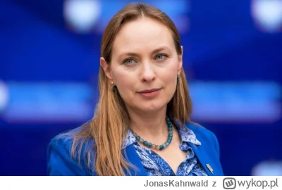 JonasKahnwald - Rozwiejemy raz na zawsze wątpliwości - czy ciocia jest hot?
#polityka