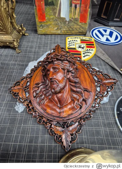 Ojcieckrzestny - Pierwszy raz takiego Jezusa widze, piekna robota. Ciekawe czy współc...