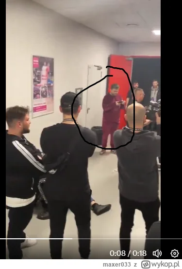 maxer033 - @Kodzirasek: czyli już wiemy że ten zjeb co chciał pocisnąć Króla że ciśni...