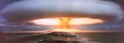 Larsberg - Atomowy ogień nie pyta. Atomowy ogień anihiluje ciało i umysł.
Ogień to wy...