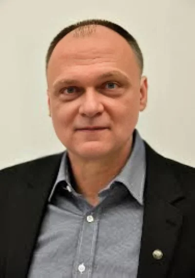 szyderczy_szczur - Simon Kukiz
#polityka