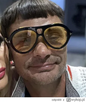 odyn88 - Zwyrol no weź tam posmaruj coś na tego gościa ( ͡° ᴥ ͡°)

#famemma