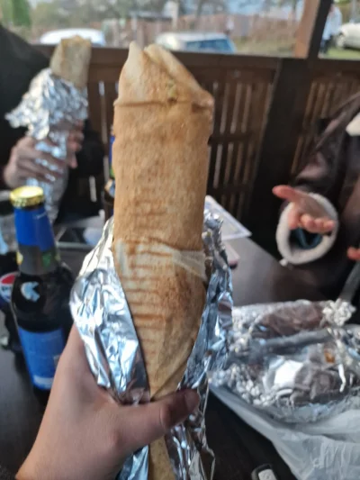 Atreyu - W #skawina koło #krakow otworzył się właśnie nowy #kebab (NaaN kebab)

Byłem...