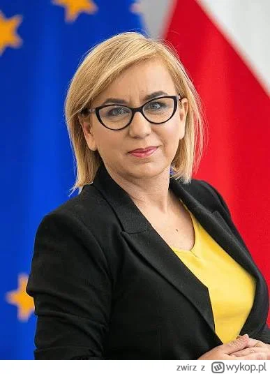 zwirz - @DuchZoliborza: Zwłaszcza, że w sklepach te butelki będą prasowane  w maszyna...