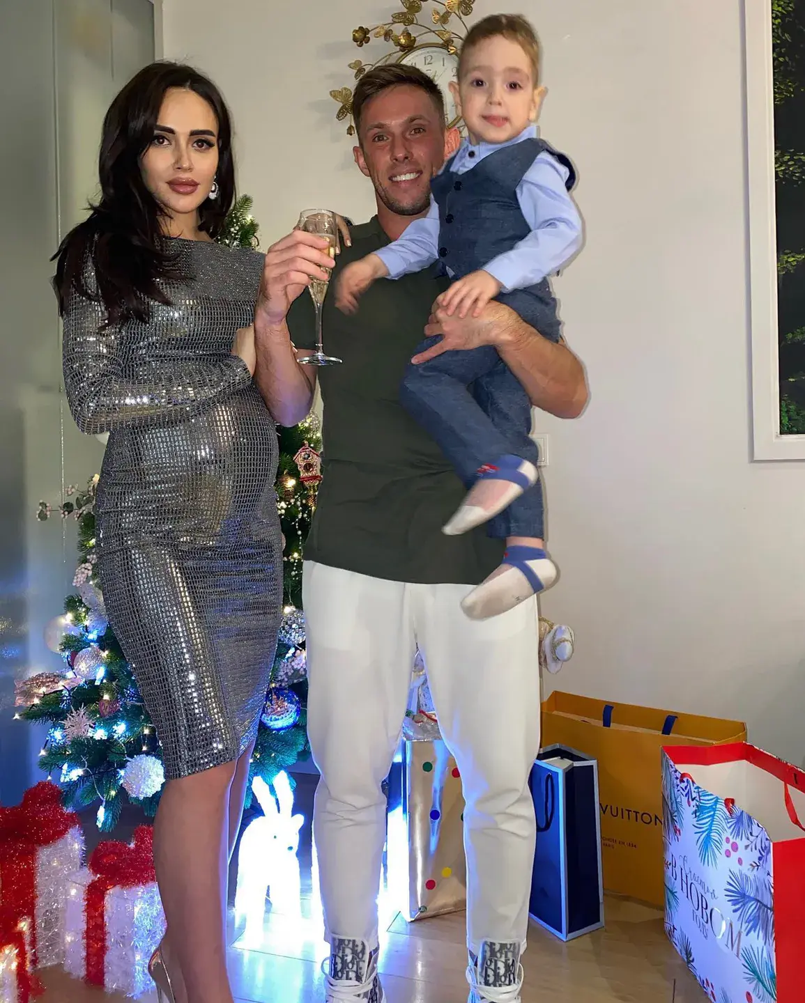 Tetsuya - https://www.pudelek.pl/rosyjskie-media-maciej-rybus-rozwiodl-sie-z-zona-722...