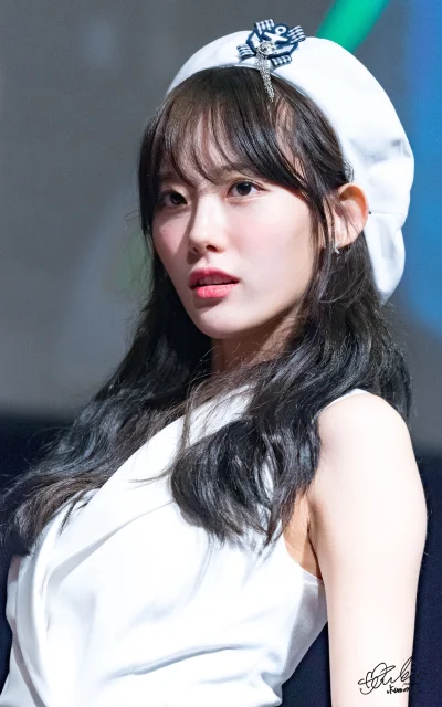 XKHYCCB2dX - #koreanka #luda #wjsn