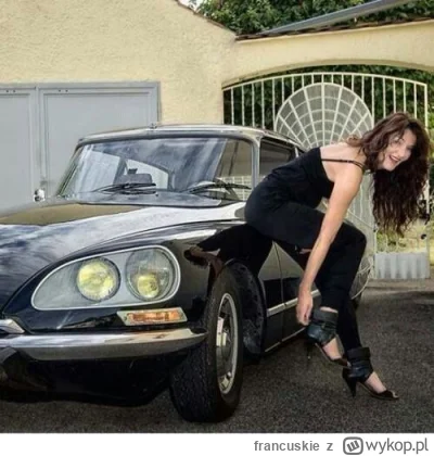 francuskie - Wiadomości motoryzacyjne spod znaku #francuskie

1. Wykończył podłogę sa...