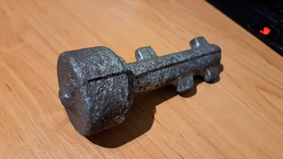 Tyczmistrz - Pytanie do Mistrzów.
Co to za przedmiot?