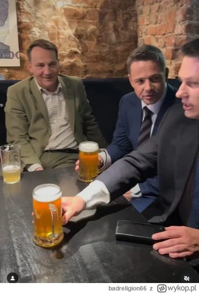 badreligion66 - #wybory #polityka Sławek właśnie z Sikorskim i Trzaskowskim wali brow...