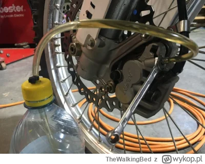 TheWalkingBed - @bocznica:  robisz takie coś jak na zdjęciu, tylko w pobliżu zaworu o...