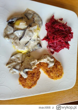 mac666 - Kotleciki pożarskiego, zasmażane buraczki i ziemniaczki z sosem grzybowym z ...