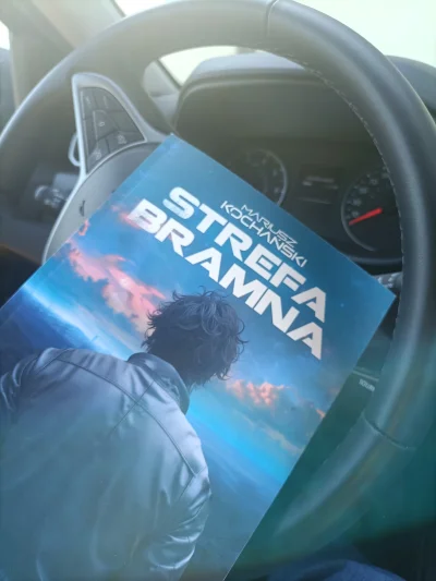 prezesinternetu - W wikend będzie czytane - jeszcze pachnie paczkomatem, dzięki @Mari...