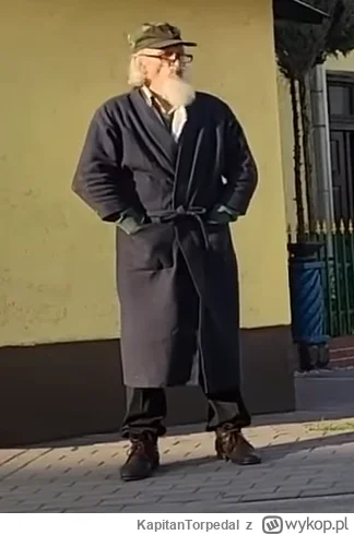 KapitanTorpedal - @Profesor_Ptak: Na straży bogactwa.