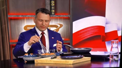 SzalonyOgorek - Czemu on jest taki pomarańczowy? ( ͡° ͜ʖ ͡°)

#mentzen #kanalzero #po...