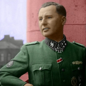 Leon__Degrelle