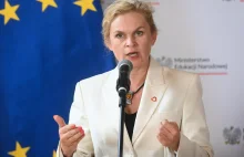 "Niejaki Rymkiewicz". Burza po kompromitującej wpadce Nowackiej