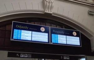 Wyświetlacze na nowym dworcu Gdańsk Główny pokazują błędne informacje