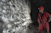 Gigantyczne miasto pająków w jaskini na granicy Albanii i Grecji