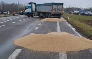 Protest rolników przy granicy. Mer Lwowa nazwał ich prorosyjskimi prowokatorami