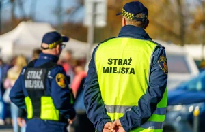 Zgłosił źle zaparkowane auto. Straż miejska dała mu 300 zł mandatu