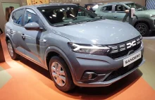 Rejestracje nowych samochodów osobowych po 20 dniach kwietnia: Renault i Dacia