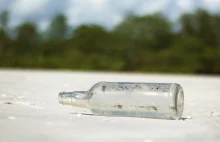 Sri Lanka. Znaleźli w morzu tajemnicze butelki. Wypili ich zawartość. Nie żyją