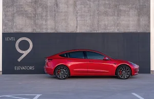 Tesla Model 3 po 250 tys. km: zaskakujące koszty utrzymania i degradacja baterii