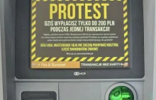 Protest... bankomatów