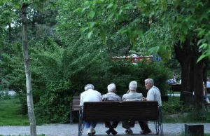 Składka emerytalna na NIE swoją przyszłość. System jak piramida finansowa