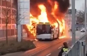 Pożar elektrycznego autobusu spowodował ogromne zanieczyszczenie powietrza