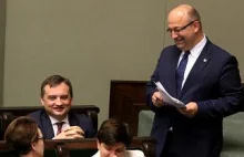 jak to było z zapraszaniem Szmydta do sejmu przez Gasiuk-Pihowicz.