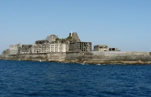 Węgiel, beton i największa gęstość zaludnienia. Dziś japońska wyspa stoi pusta!