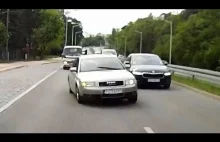 Film z idiotą, który robi sobie slalom między autami i naraża innych kierowców.