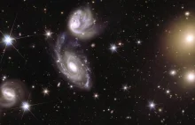 Oszałamiające zdjęcie: Miliony gwiazd i galaktyk